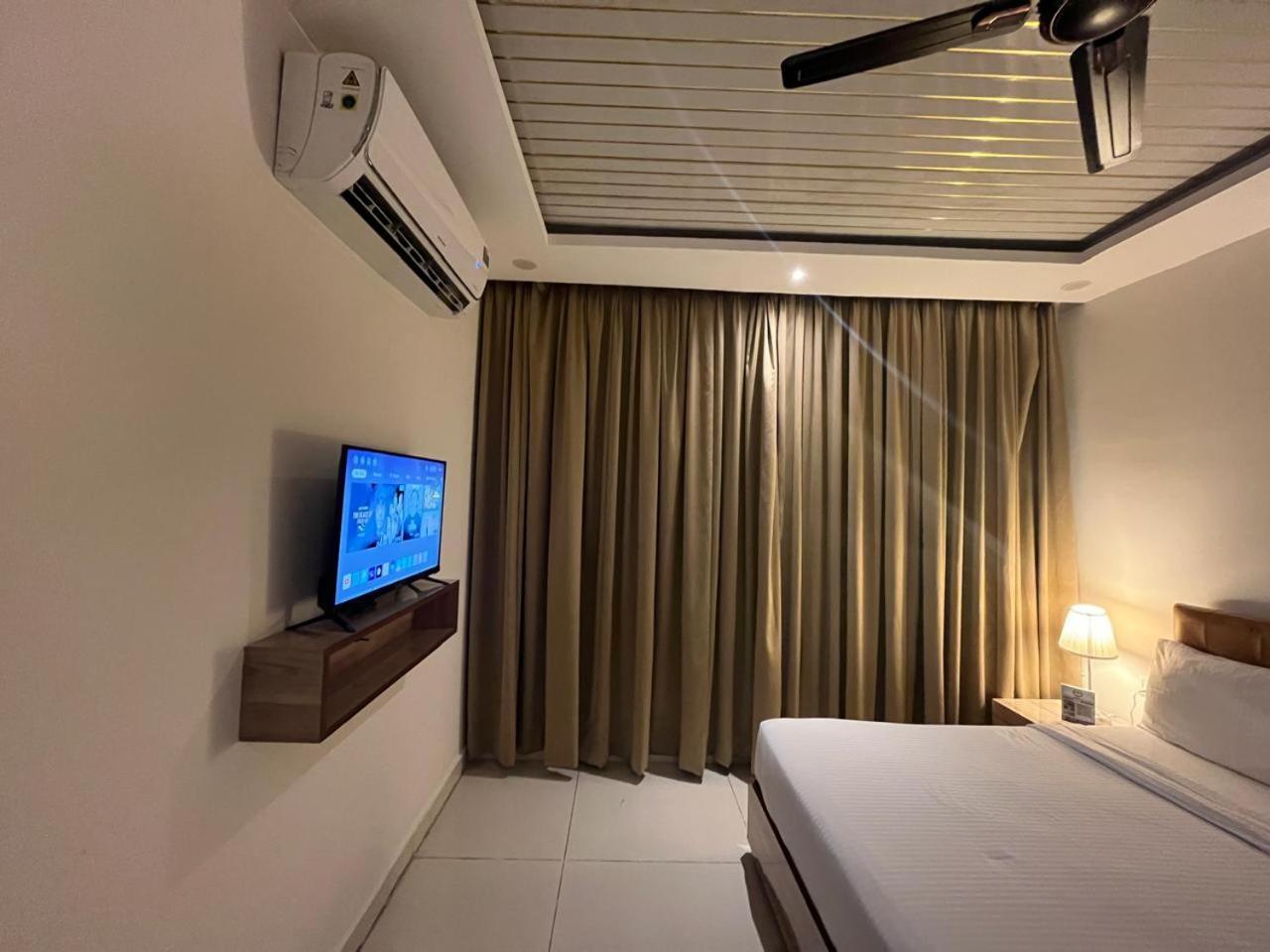 Hotel Hibiscus Tree- Bachupally Хидерабад Екстериор снимка